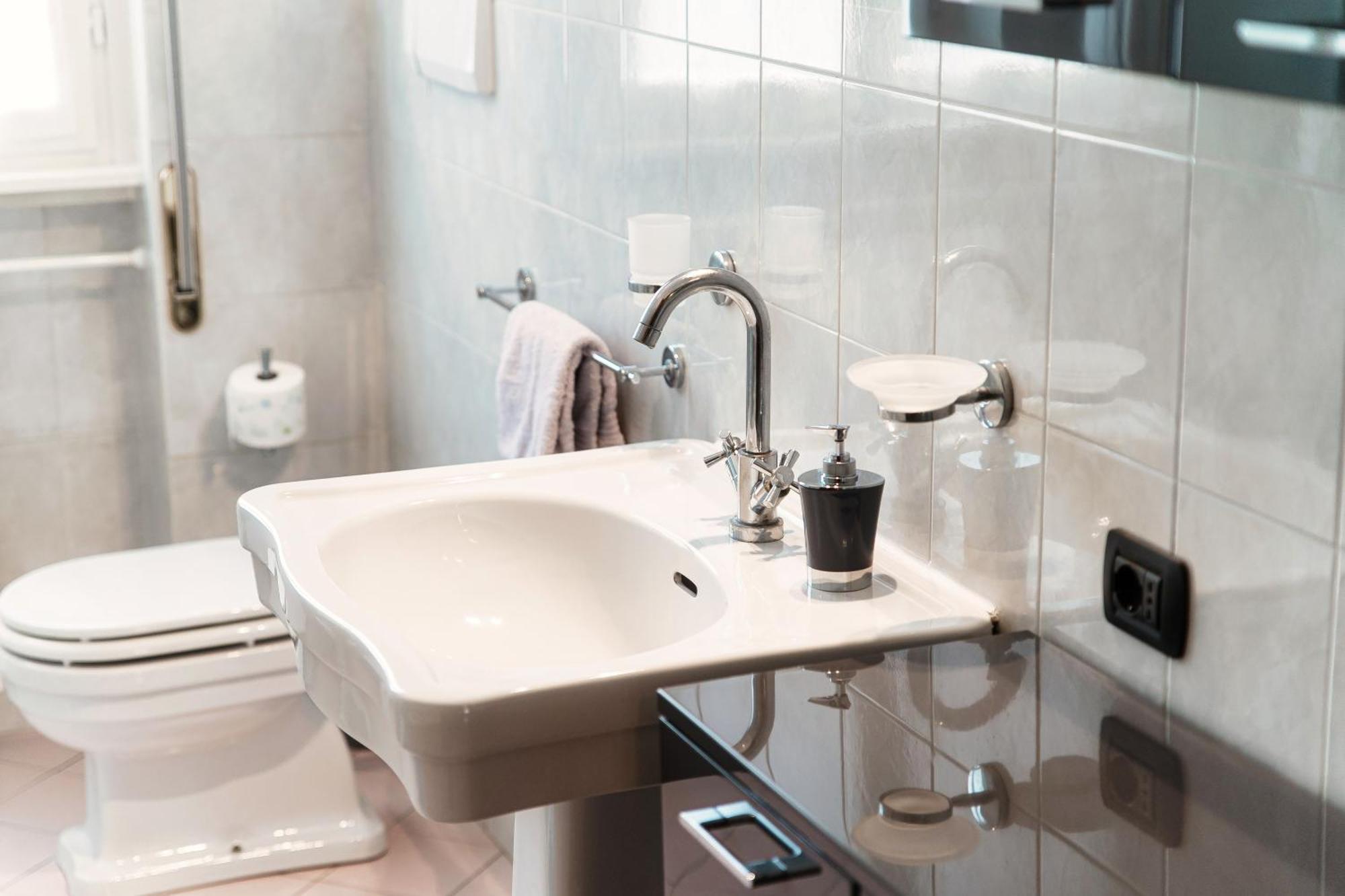 Vista Lario Apartment - Aqua Apartments Cernobbio Zewnętrze zdjęcie